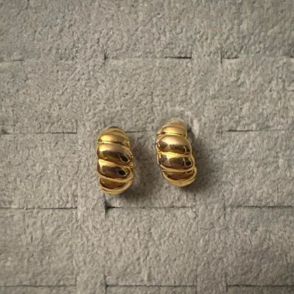 Unbranded Women's Gold Jewellery